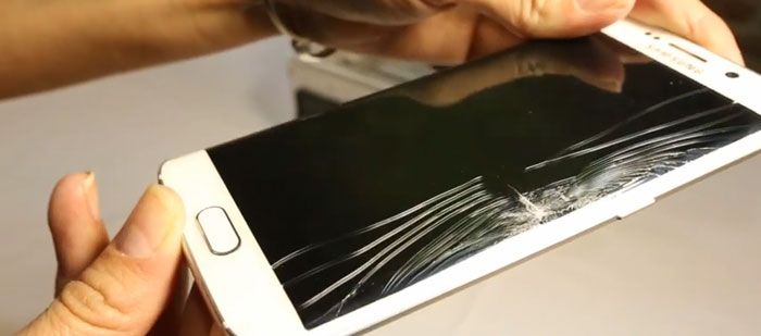 Damaged Samsung Smartphone Mohamedovic
