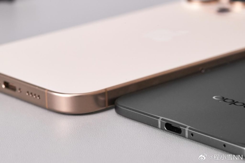 ظهور هاتف OPPO N5 2025 الأرفع عالميًا حتى الآن في صور جديدة 9 OPPO N5 showcased next to iPhone 16 Pro Max 03
